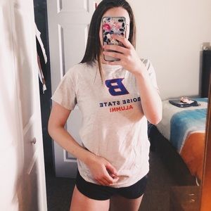 gildan boise state alumni tee